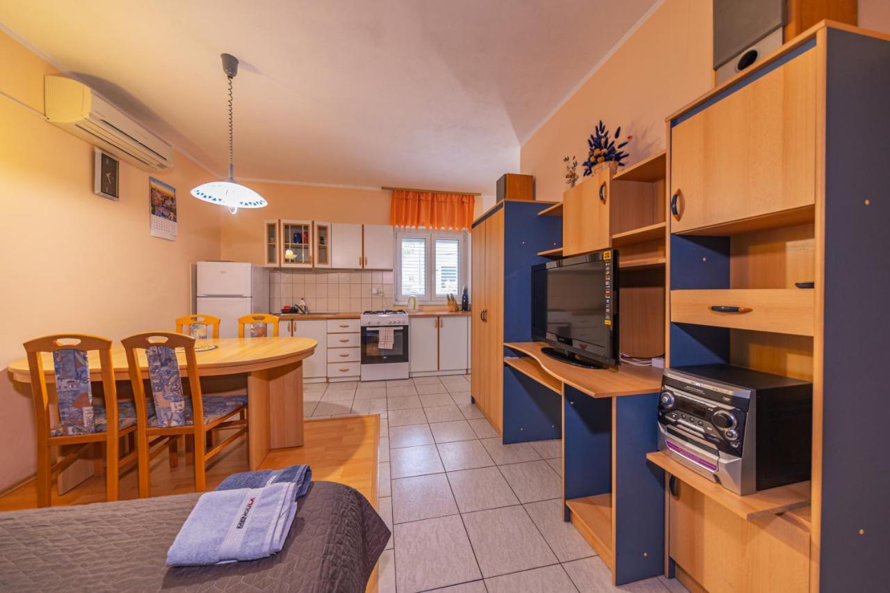 Ferienwohnung Apartmens Mendula Senj  Exterior foto